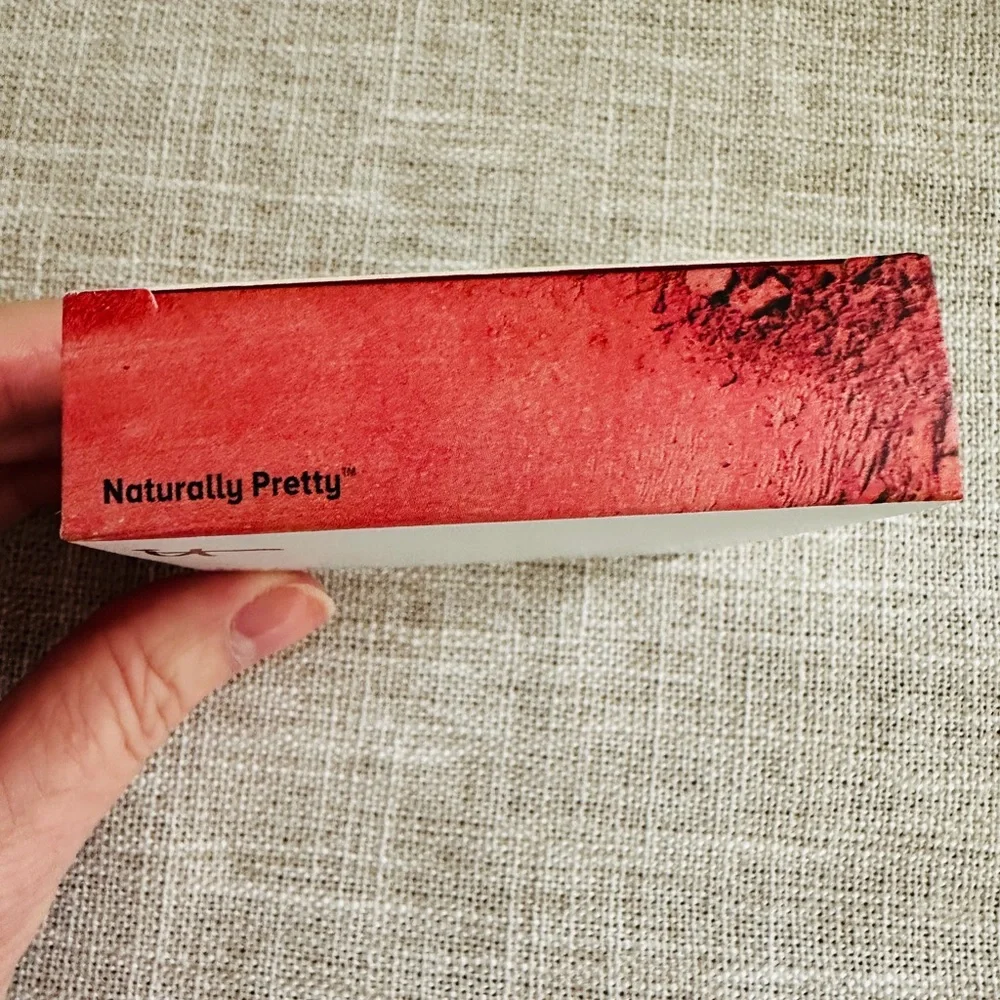 IT Cosmetics Poreless Finish Blush - Naturally Pretty